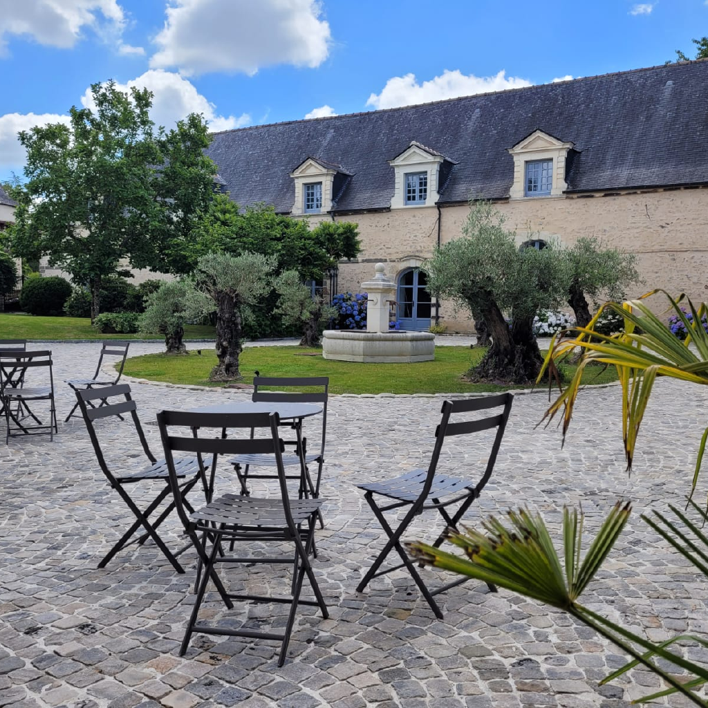 Photographie du jardin du domaine Obochato à Corps Nuds (35)